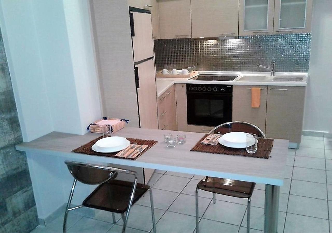 Lilac Studio Apartment Kavála ภายนอก รูปภาพ