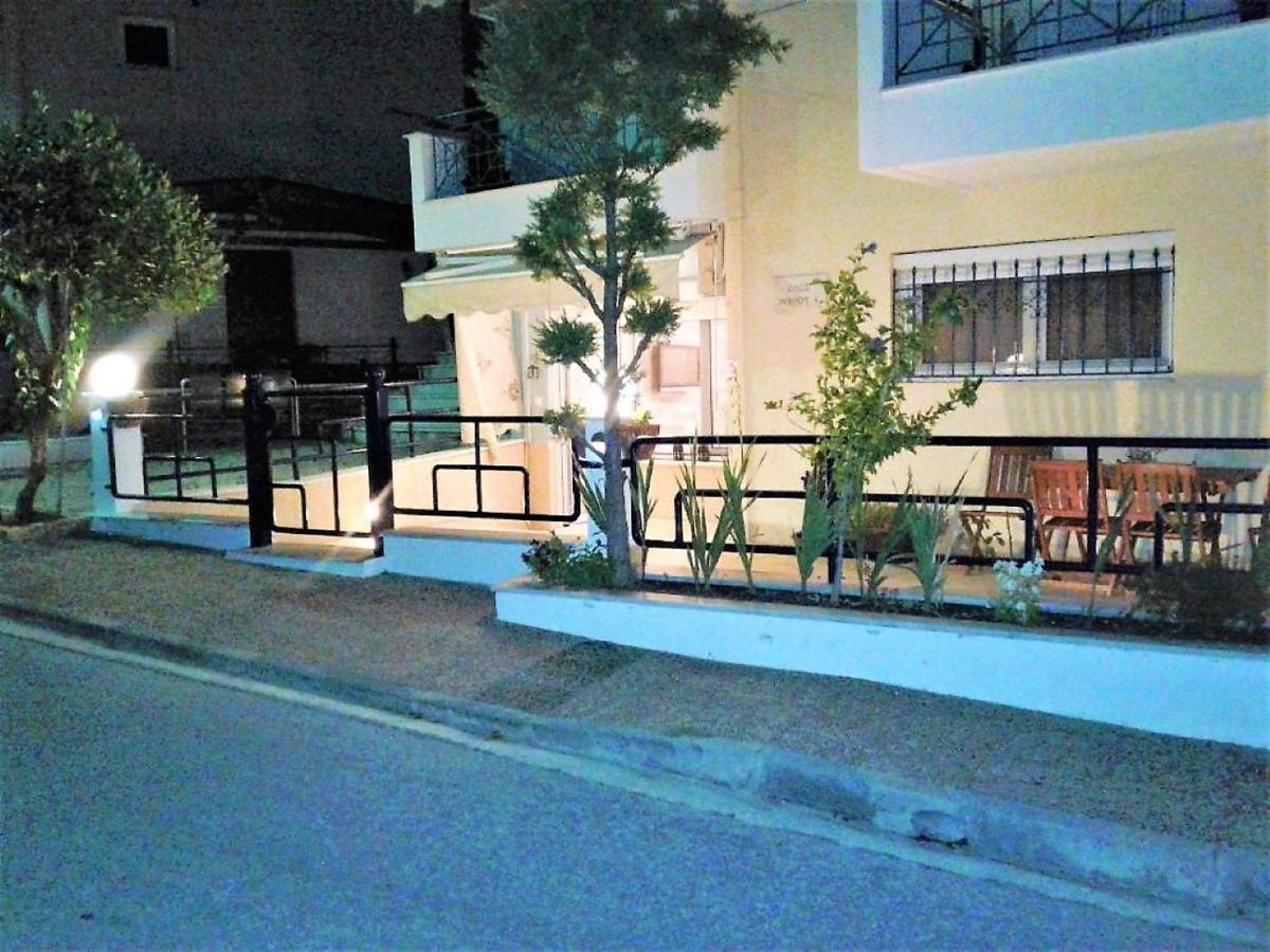 Lilac Studio Apartment Kavála ภายนอก รูปภาพ