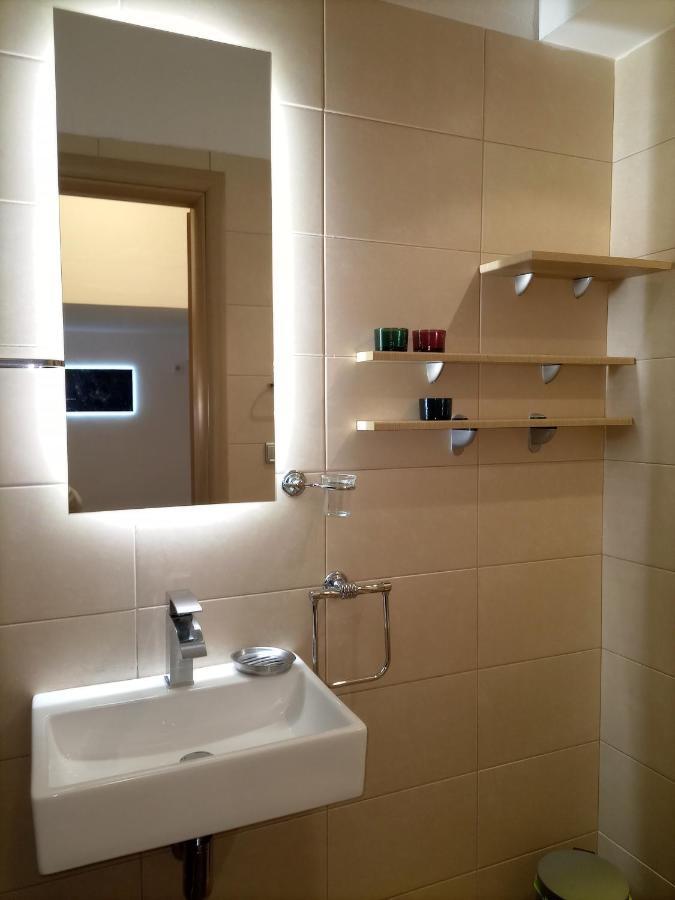 Lilac Studio Apartment Kavála ภายนอก รูปภาพ